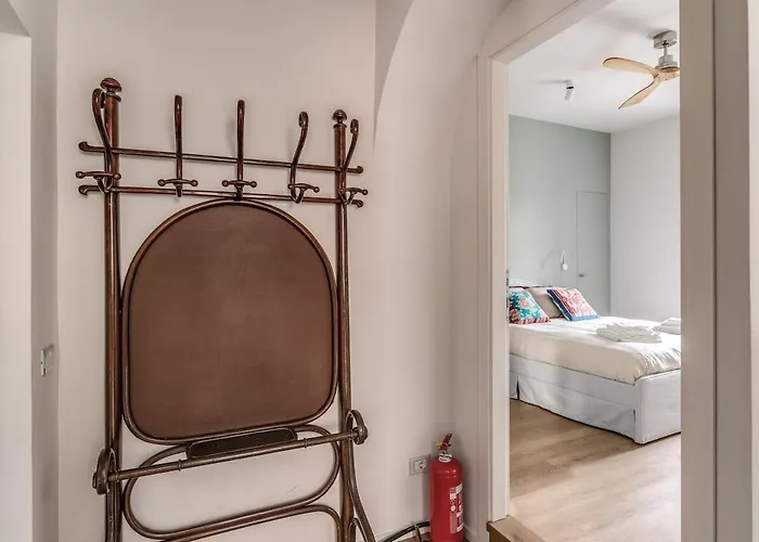 2 Bedroom Flaminio Vignola