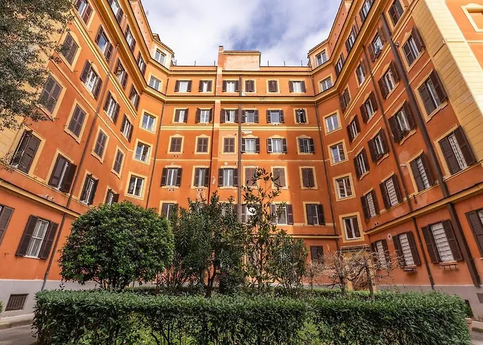 2 Bedroom Flaminio Vignola
